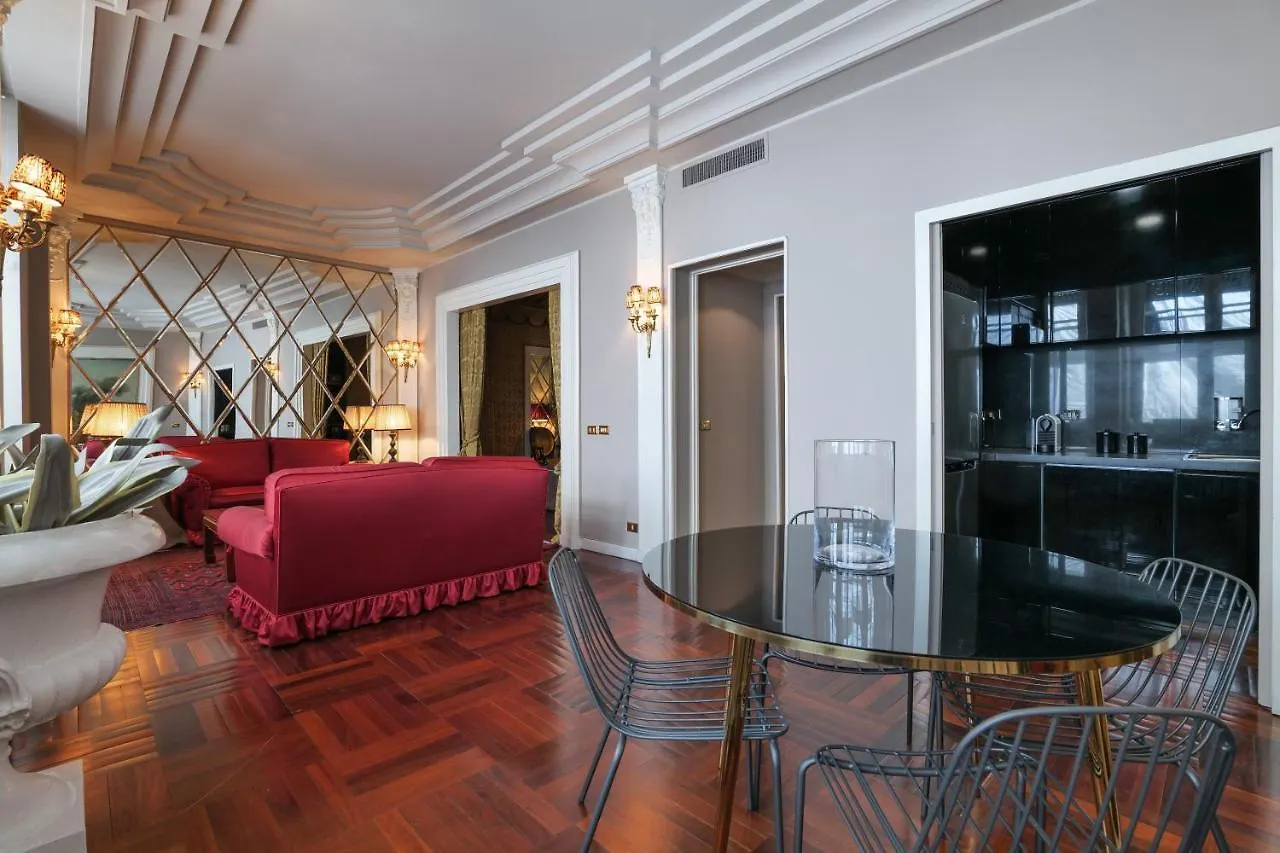 Luxury Galleria Apt - Milan Duomo contacts